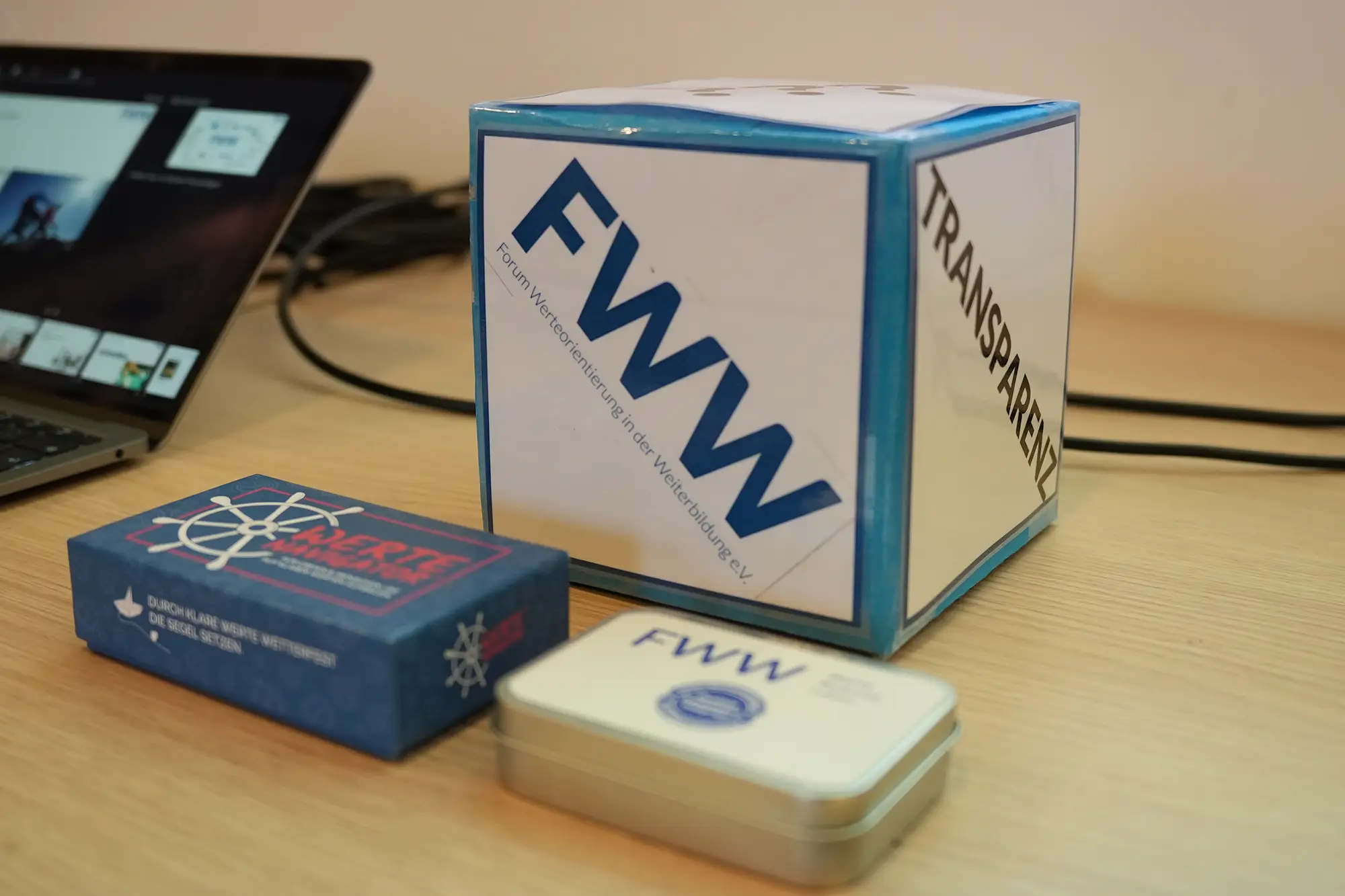 Wertekompass des Forum Werteorientierung in der Weiterbildung e. V.